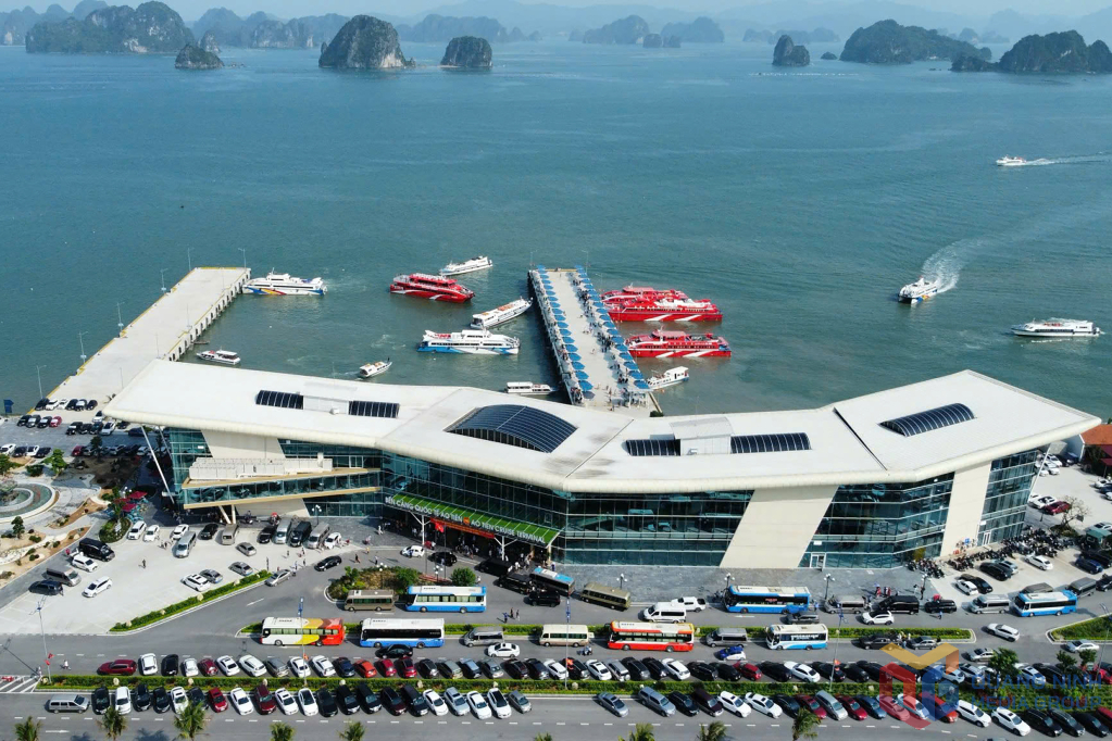 Cảng Ao Tiên